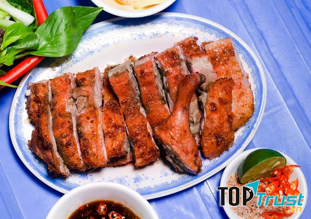 Vịt ở đây mềm và ngọt thịt, thực khách đều khen ngợi