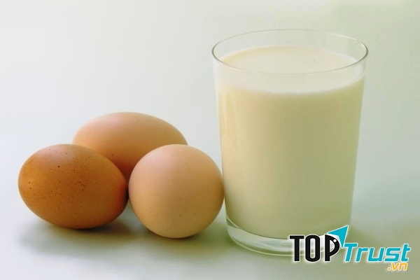 Trứng gà kỵ sữa đậu nành hay thịt ba ba