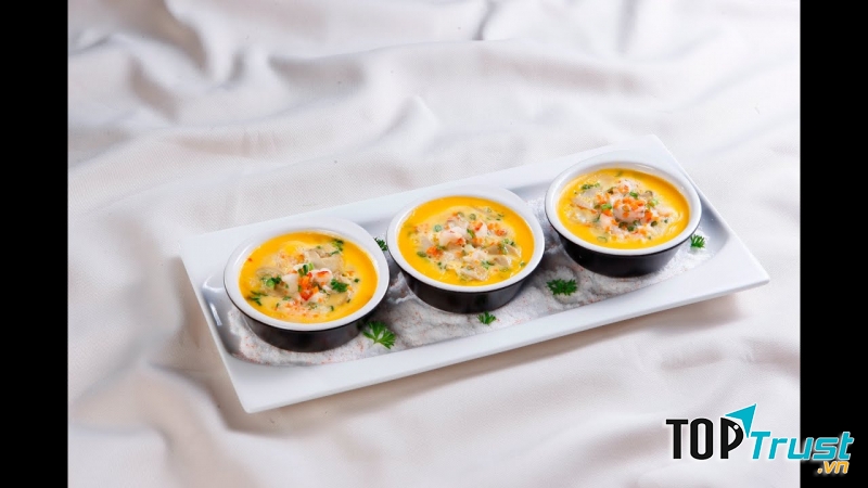 Trứng hấp nấm rơm