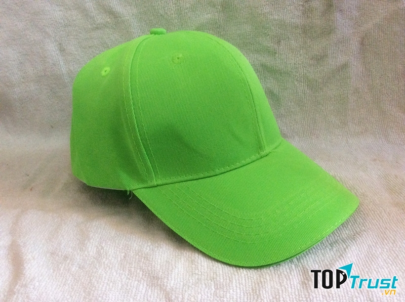 nếu bạn tặng nón xanh cho người Trung Quốc, nghĩa là bạn đang ám chỉ anh ta đang bị vợ cắm sừng!