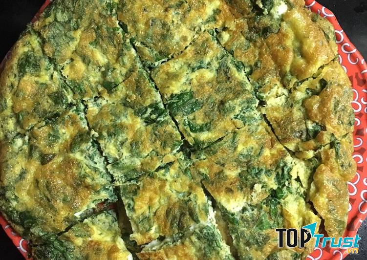 Trứng rán ngải cứu