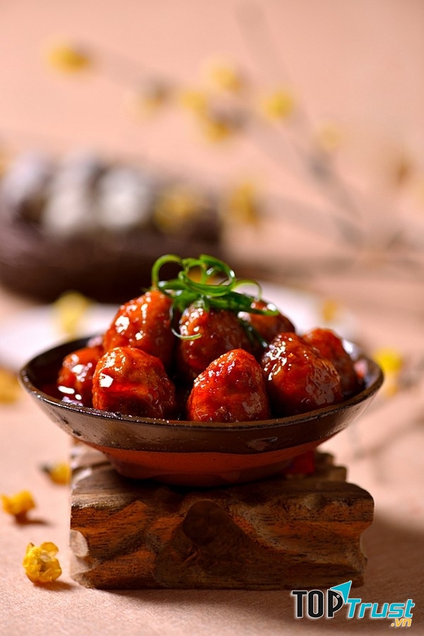 Trứng sốt chua cay