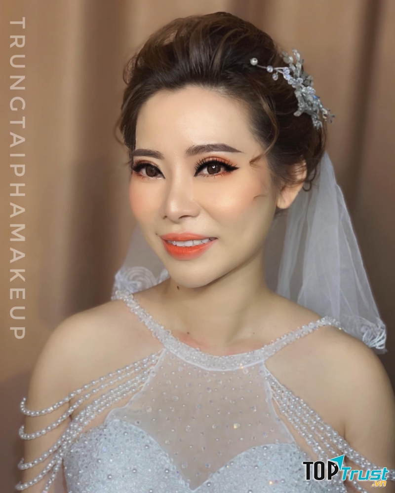Trung Tài Phạm Make Up