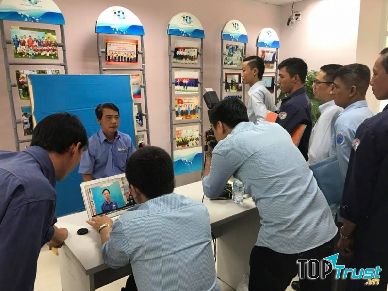 Trung tâm ảnh màu Hải Nam