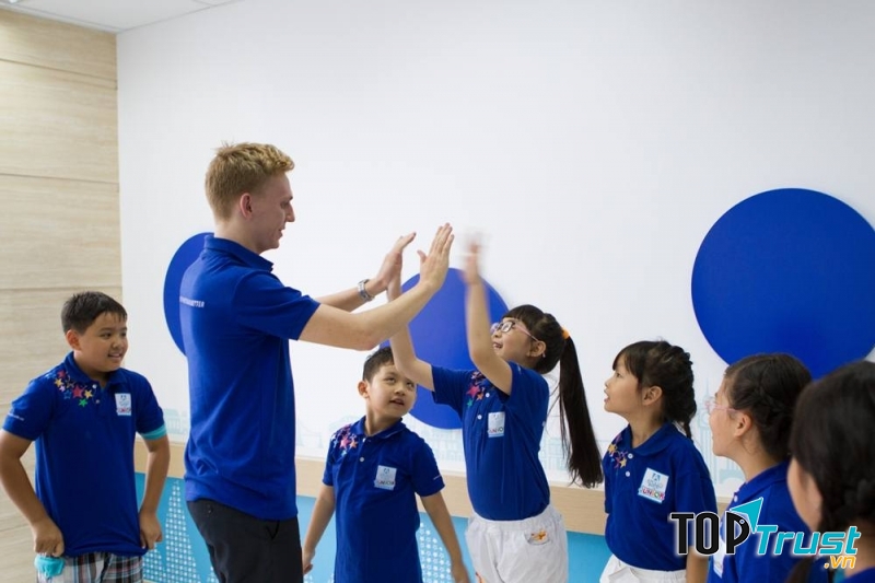 Trung tâm tiếng Anh Apollo