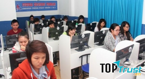 Trung tâm Anh ngữ giao tiếp Quốc tế (ISCLeecam)