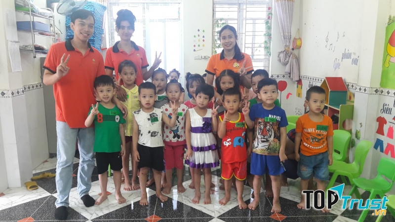 Trung tâm anh ngữ Queen Bee