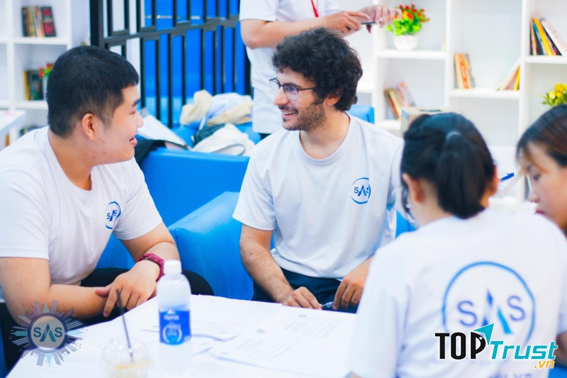 Trung Tâm Anh Ngữ SAS - Tiếng Anh Giao Tiếp Hạ Long - Quảng Ninh