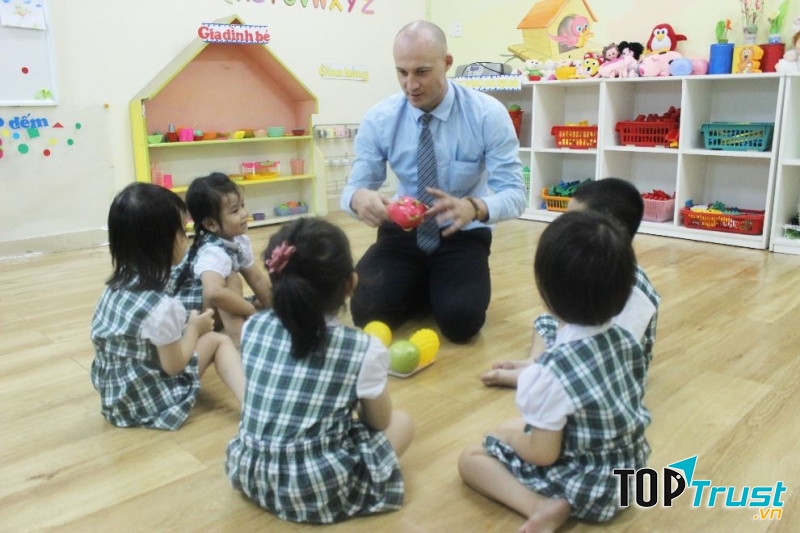 Trung tâm Anh ngữ Việt Mỹ (VASS)