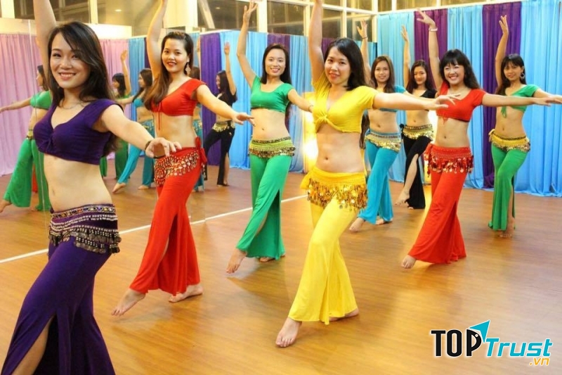 Hiện tại Studio đang tổ chức rất nhiều các lớp belly dance với nhiều mục đích khác nhau