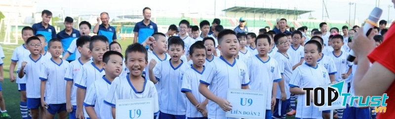 Trung tâm bóng đá Blue Sky