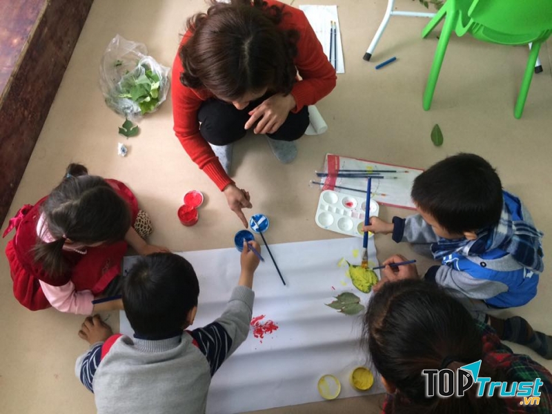 Hoạt động dạy trẻ chậm nói