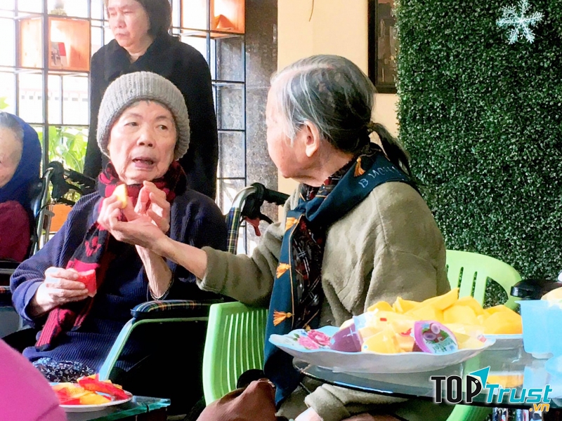 Trung tâm Chăm sóc Người cao tuổi OriHome