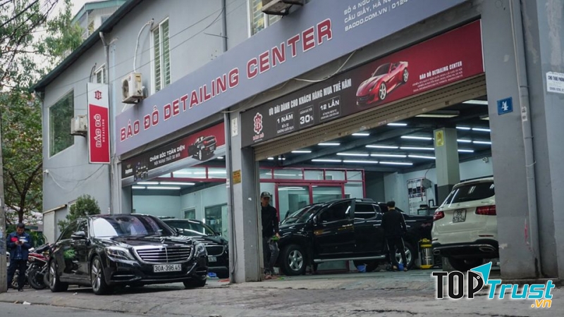 Trung tâm chăm sóc xe hơi Báo Đỏ