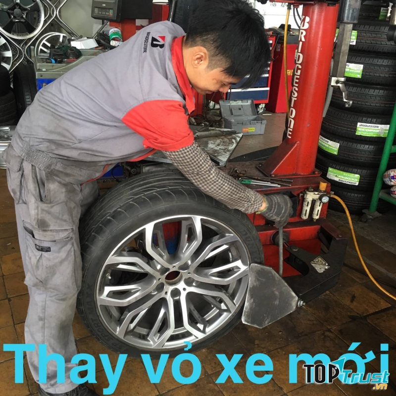 Trung tâm chăm sóc xe TYREZONE