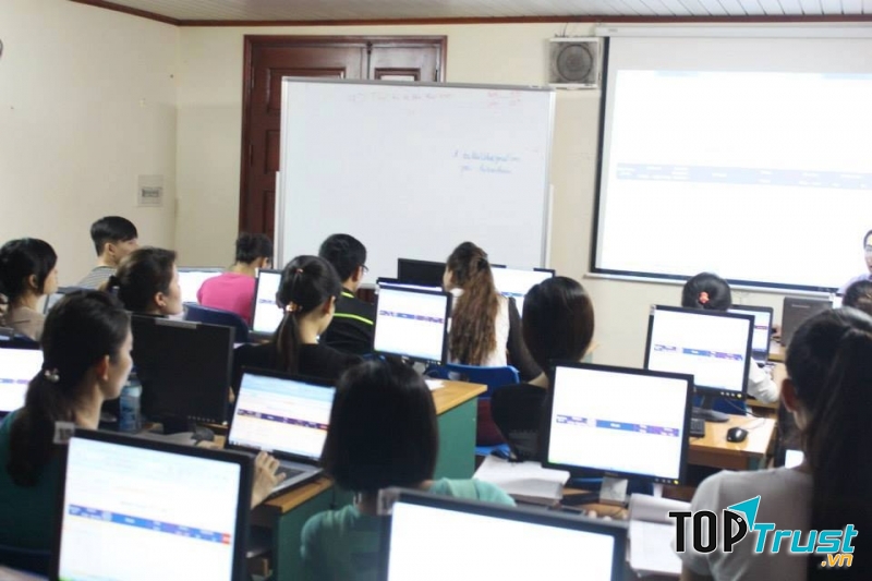 Trung tâm đào tạo H.O.C Đà Nẵng