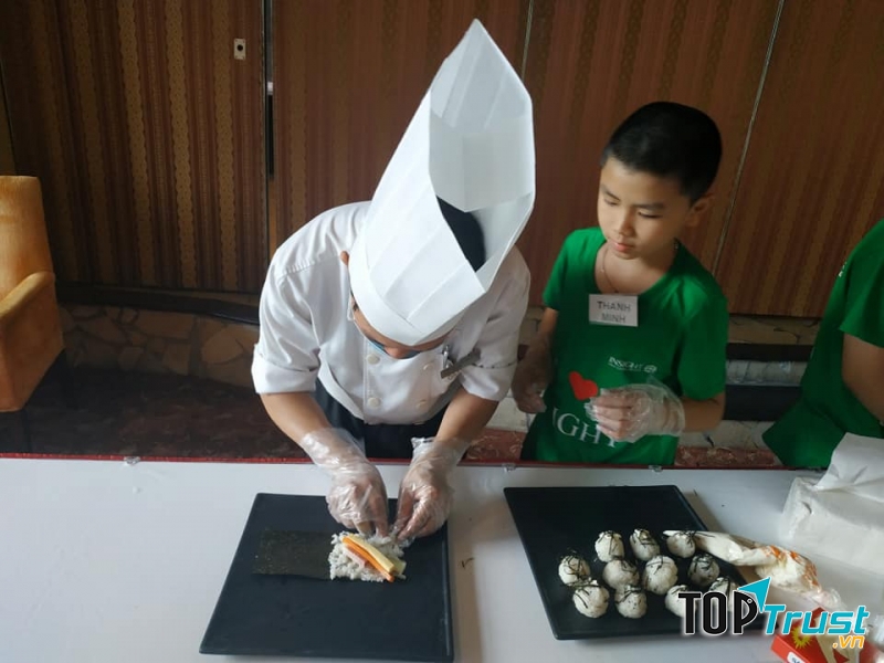 Trung tâm Đào Tạo Kỹ Năng Sống Insight