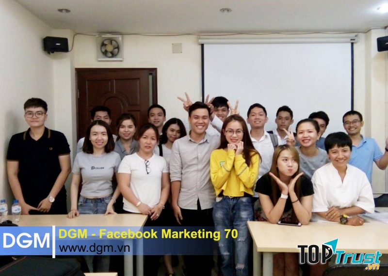 Trung tâm đào tạo marketing online DGM