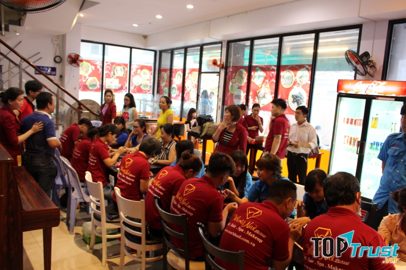 Trung tâm đào tạo nghề chuyên nghiệp - World Nail School