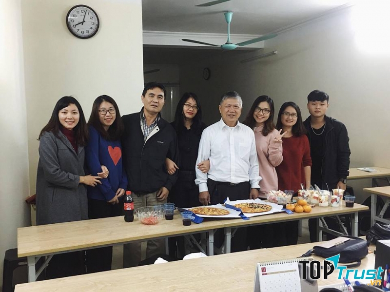 Lớp thầy Nguyễn Xuân Sơn