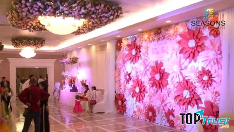 Trung tâm đặt tiệc cưới Seasons