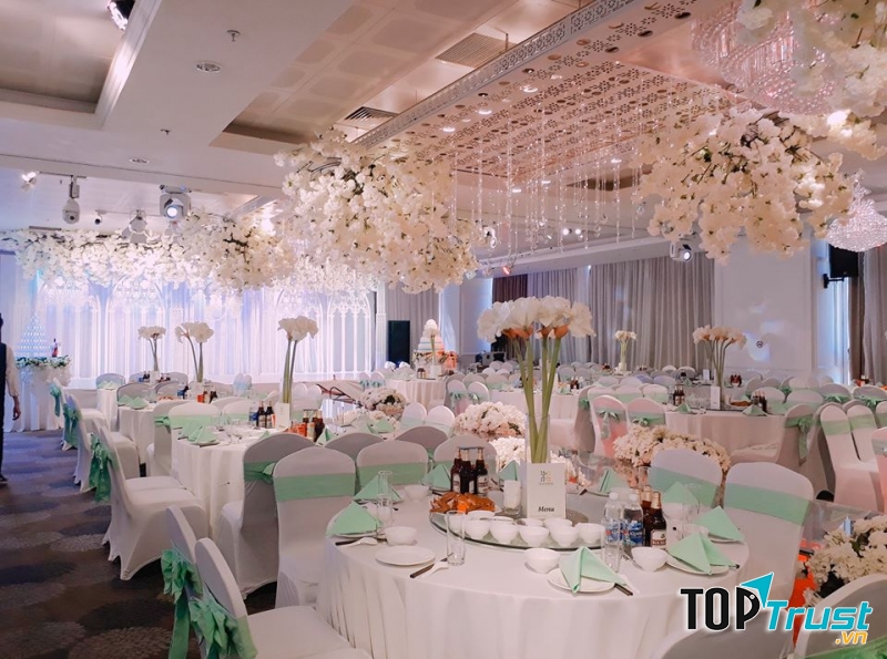 Trung tâm đặt tiệc cưới Seaseons