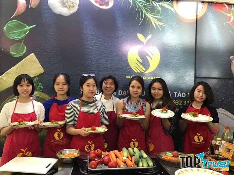 Quả Táo Vàng