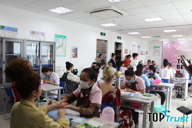 Trung tâm dạy nghề Nghệ thuật Tokyo