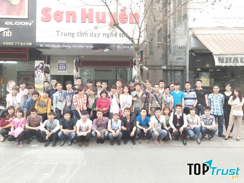 Trung tâm dạy nghề tóc Sơn Huyền - nơi đào tạo nghề tóc uy tín nhất tại Hà Nội