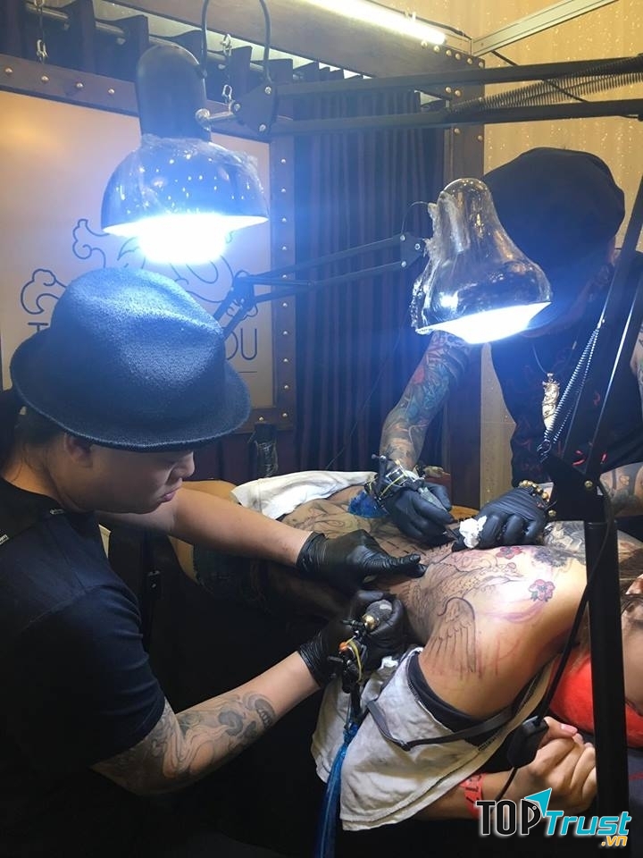 Trung tâm dạy nghề xăm tại Aoki Tattoo Studio