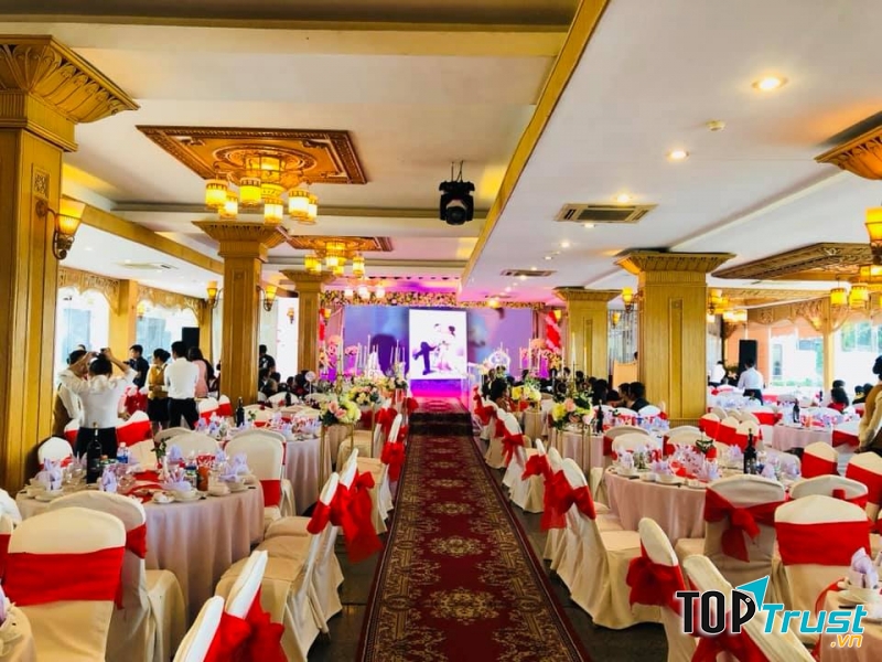 Trung tâm Hội Nghị  - Tiệc Cưới khách sạn Hương Giang