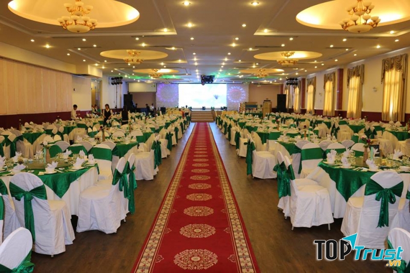 Trung tâm hội nghị và tiệc cưới Diamond Palace