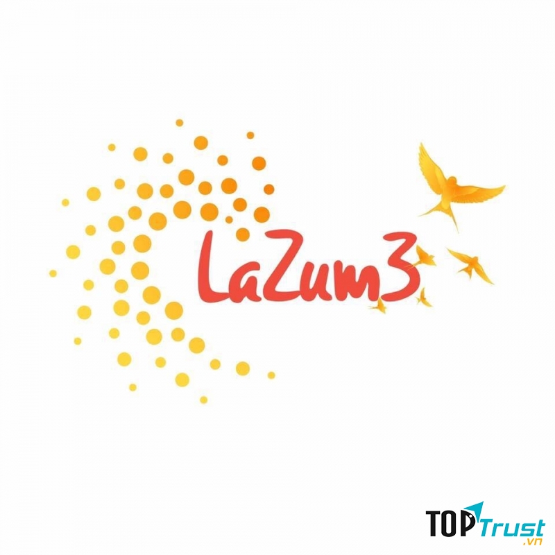 Mỗi lớp Zumba kéo dài trong một giờ với âm nhạc được kết hợp từ bốn thể loại âm nhạc Latin