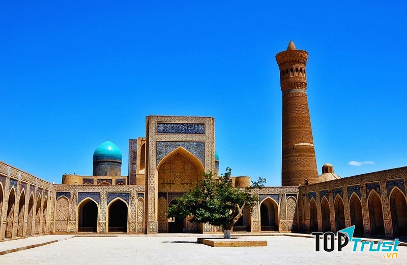 Trung tâm lịch sử của Bukhara có niên đại hơn 2.000 năm