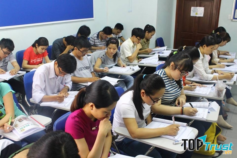 Trung tâm luyện thi đại học thầy Thành - cô Thời