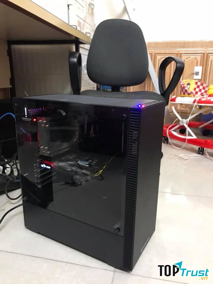 Trung tâm Máy tính Tiến Tân