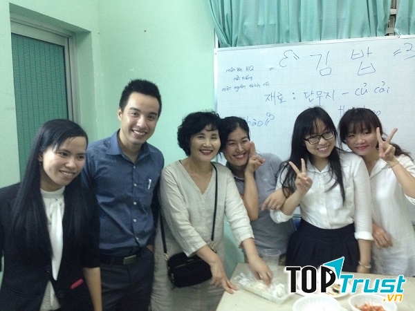 Học viện đa ngôn ngữ KJS