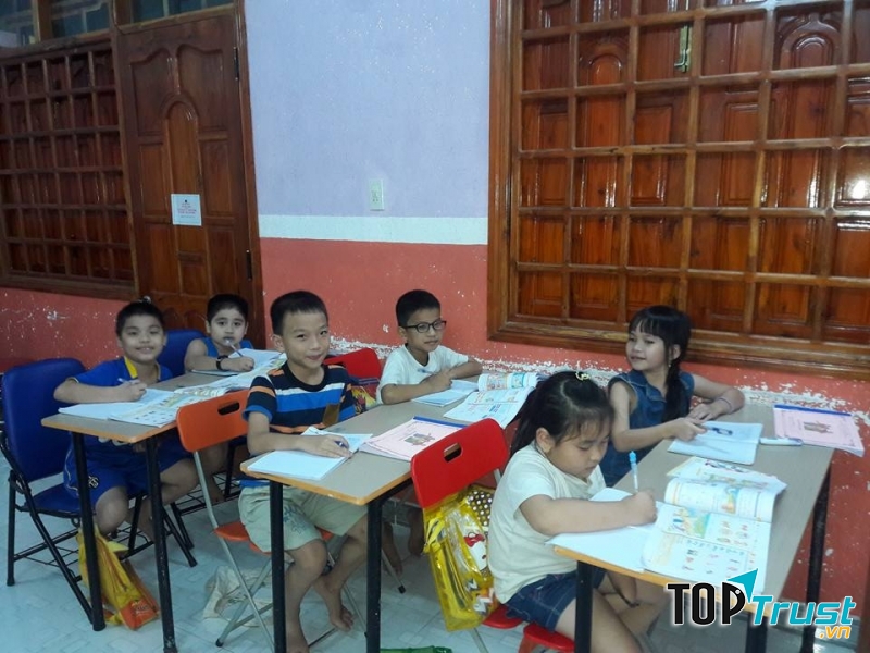 Trung tâm Ngoại Ngữ Anh Phú