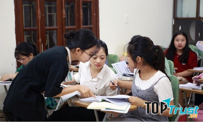 Trung tâm Ngoại ngữ Đông Phương