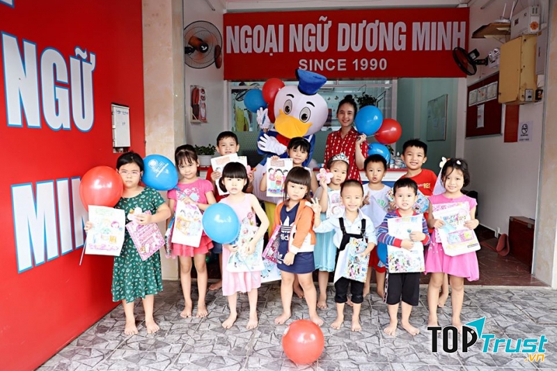 Trung ngoại ngữ Dương Minh