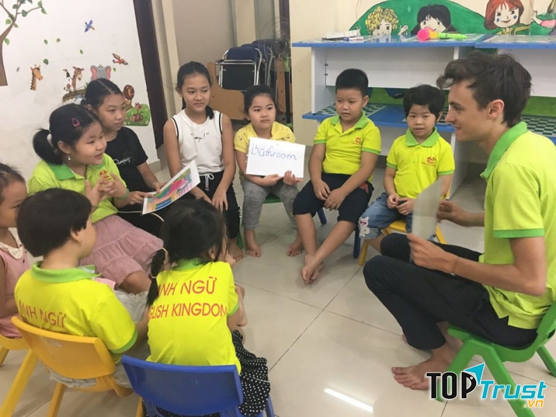 Học Tiếng Anh cùng giáo viên bản ngữ