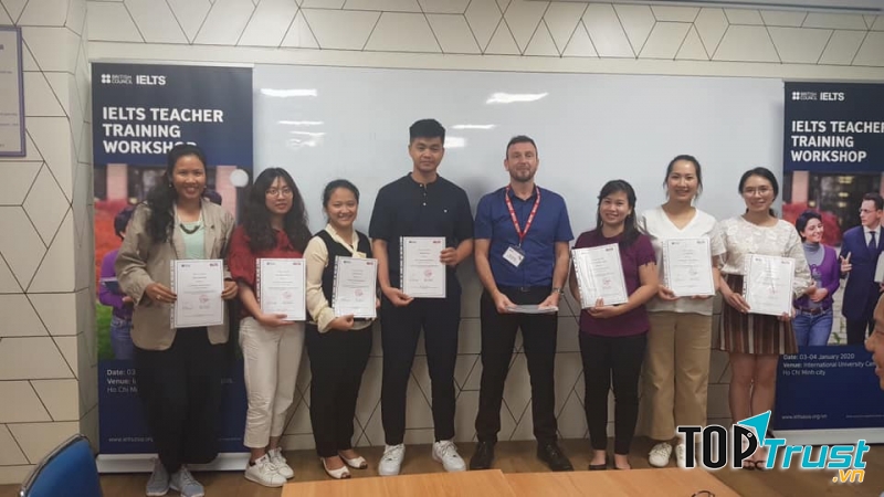 Trung tâm Ngoại ngữ F-HOPE