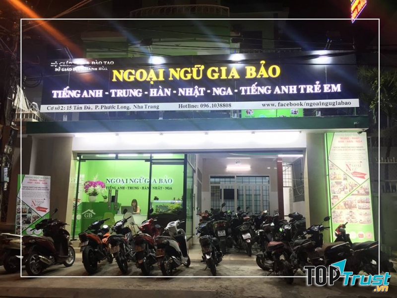 Trung tâm ngoại ngữ Gia Bảo