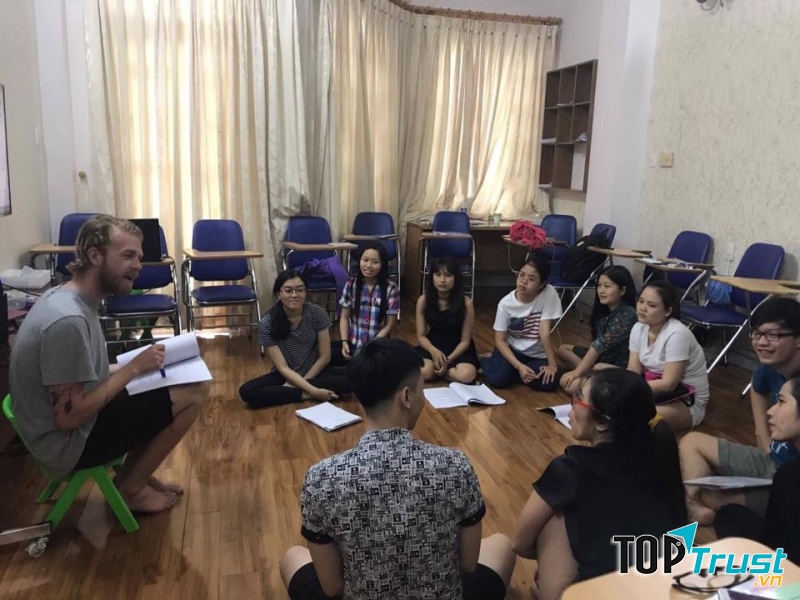 Trung tâm ngoại ngữ Joy English