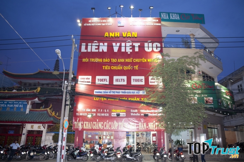 Trung tâm Ngoại ngữ Liên Việt Úc