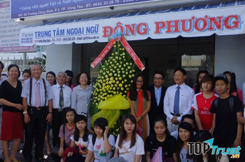 Trung tâm ngoại ngữ Phương Đông