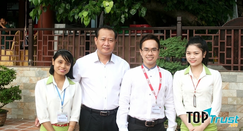 Trung Tâm Ngoại Ngữ Quốc Tế  HACIC