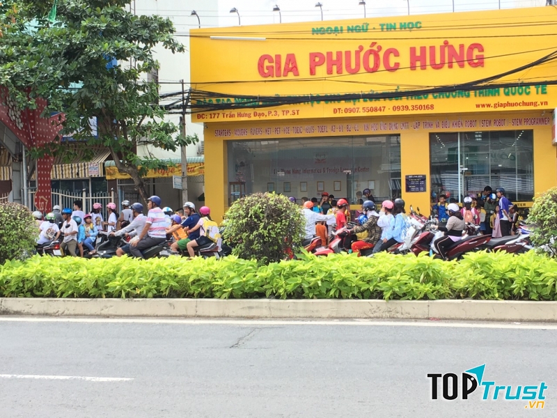 Trung tâm Gia Phước Hưng