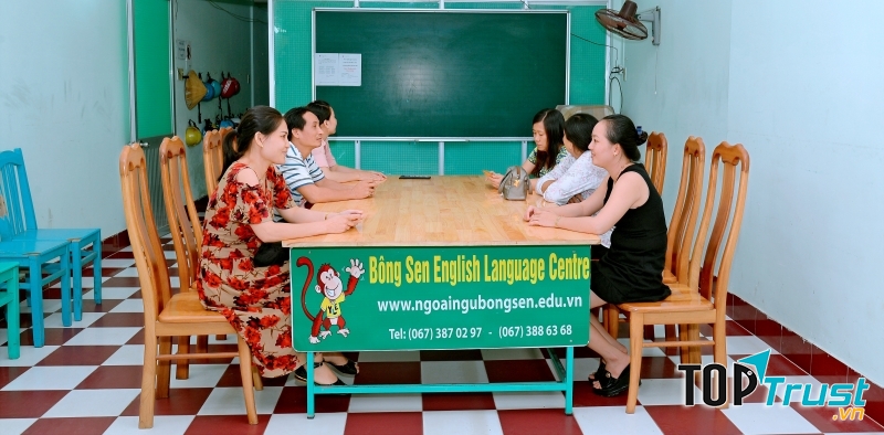 Trung tâm ngoại ngữ Bông Sen