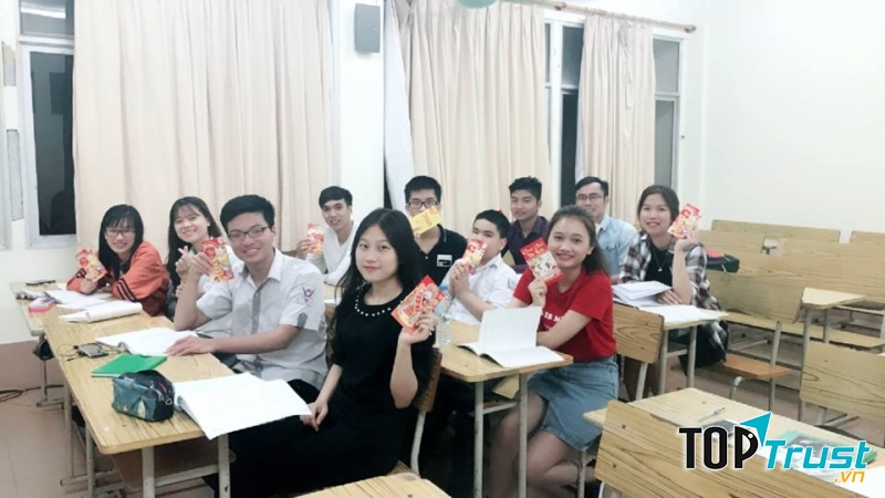 Trung tâm ngoại ngữ Viet – Edu